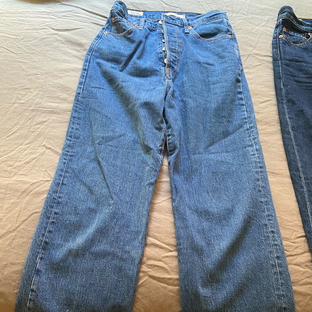 Levi’s Premium Ribcage Straight Sz 29